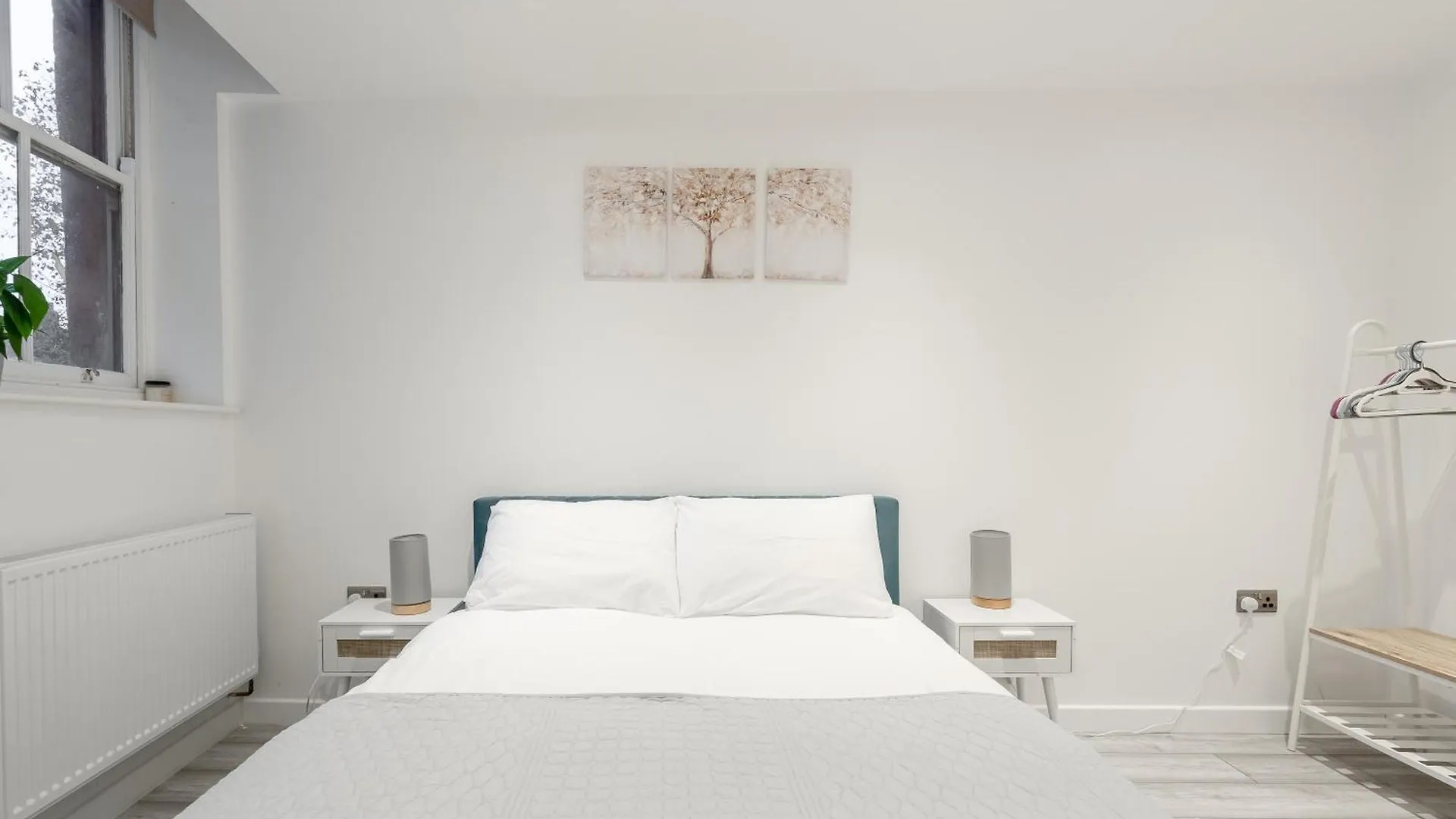 Beautiful Flat Near Central London - Entire Flat - Equipped Kitchen - Private Bathroom Apartment