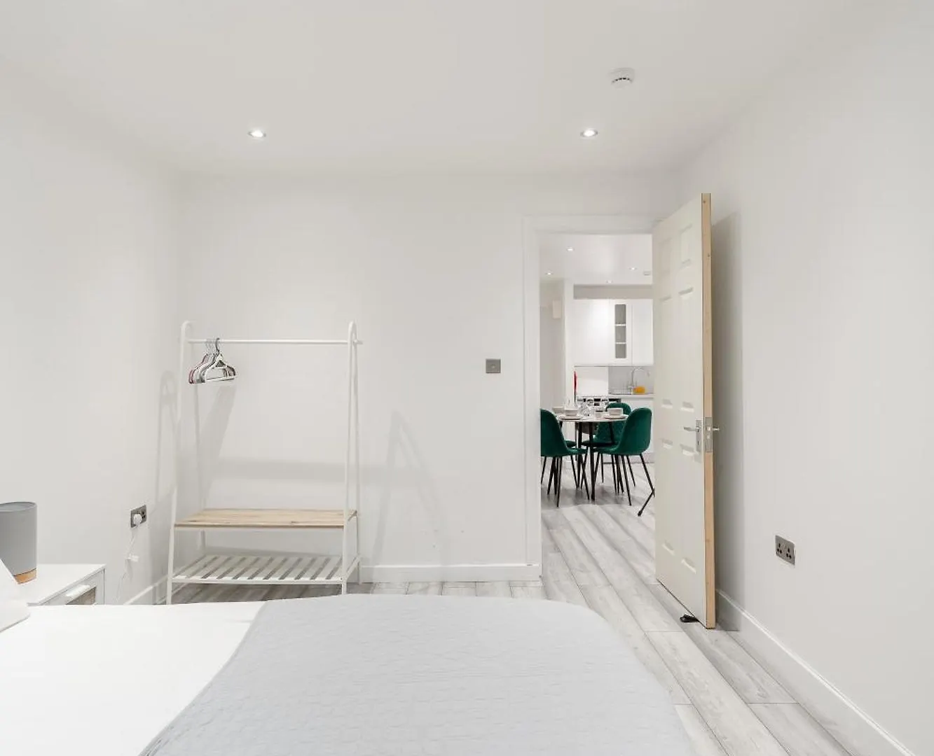 Apartment Beautiful Flat Near Central London - Entire Flat - Equipped Kitchen - Private Bathroom United Kingdom